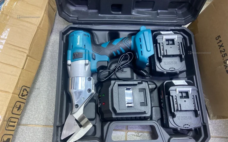 Ножницы по металлу аккумуляторные Makita