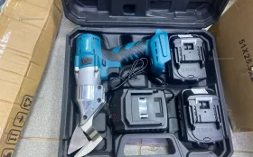 Ножницы по металлу аккумуляторные Makita