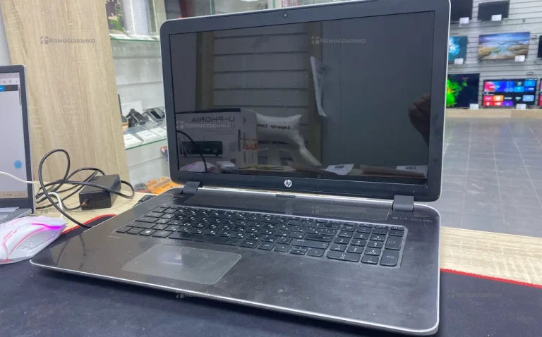 Ноутбук  HP AMD RADEON R7 M260 AMD A10-5745M