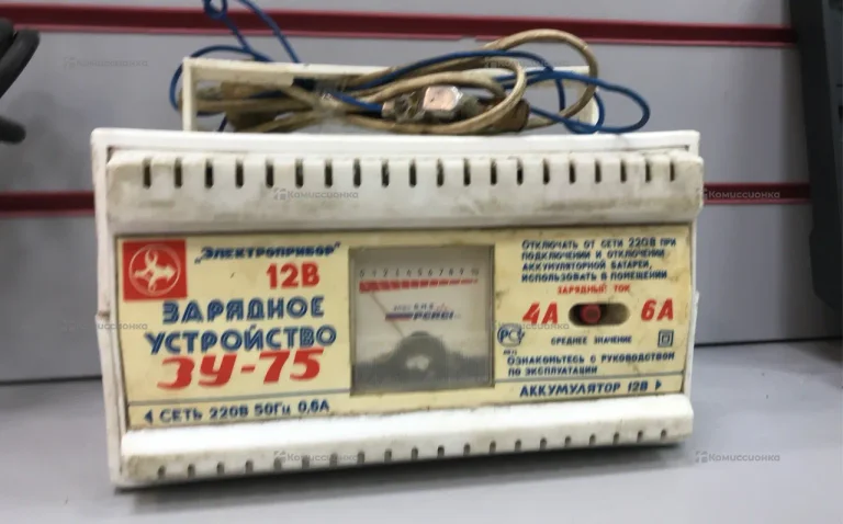Автомобильное зарядное устройство ЗУ-75