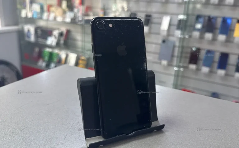 Apple iPhone 7 2/128 ГБ