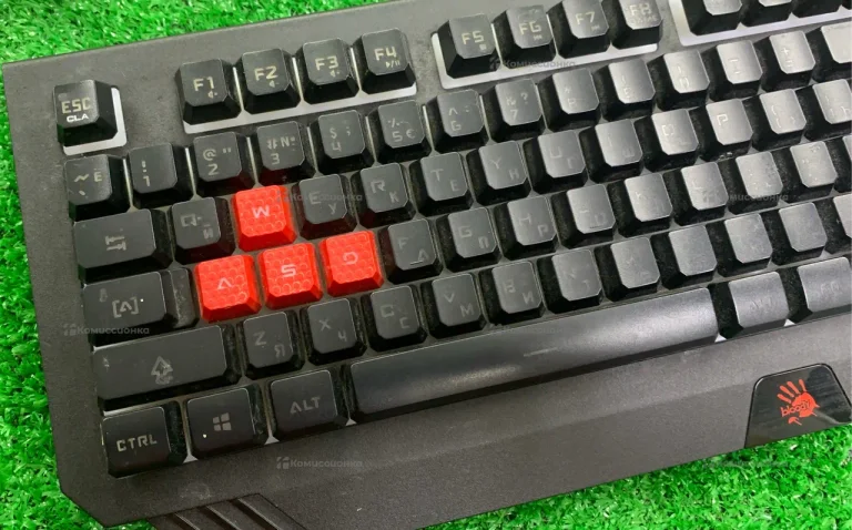 Механическая клавиатура Bloody B120N