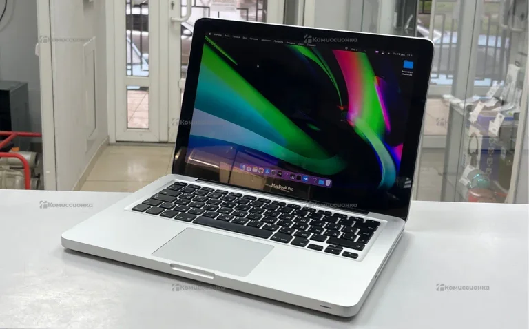 Ноутбук  MacBook Pro 13 2011