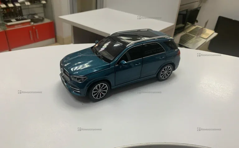 Автомобиль Mercedes-Benz GLE 350