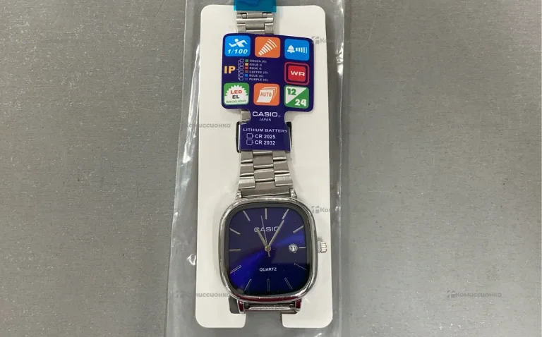 Часы  Casio Quartz(синие)