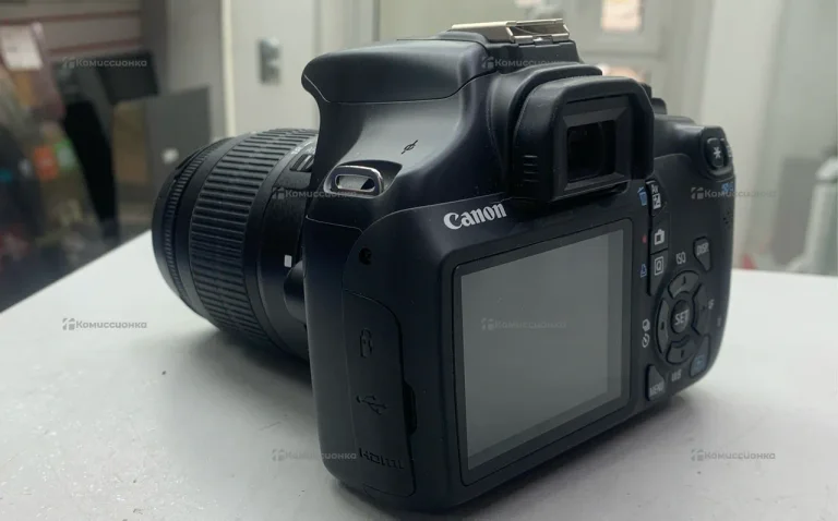 Фотоаппарат  Canon EOS 1100D