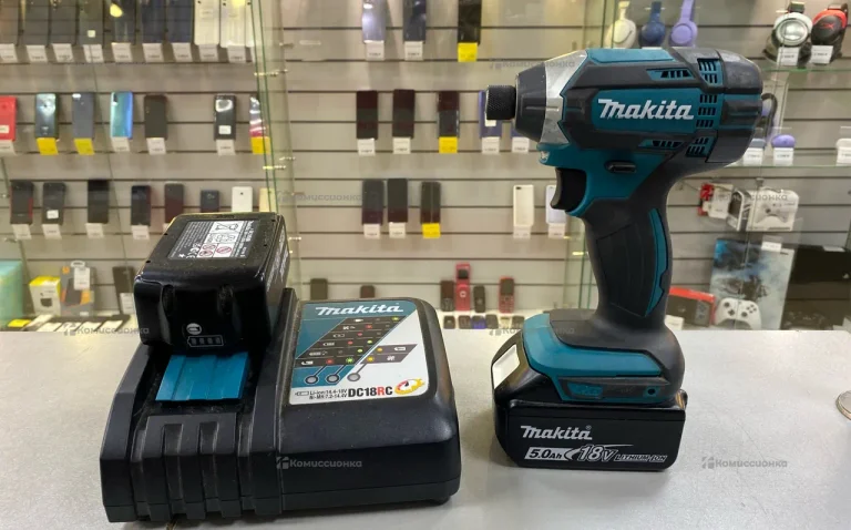 Винтоверт Makita DTD152