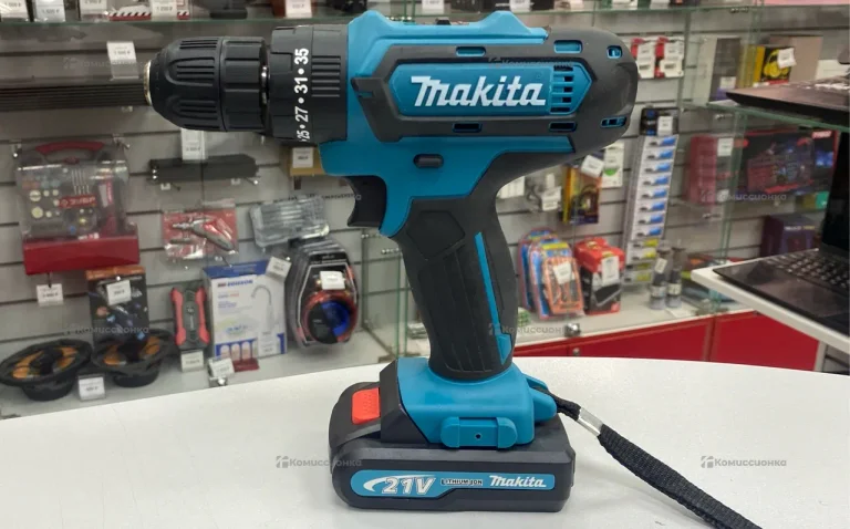 Шуруповерт MAKITA