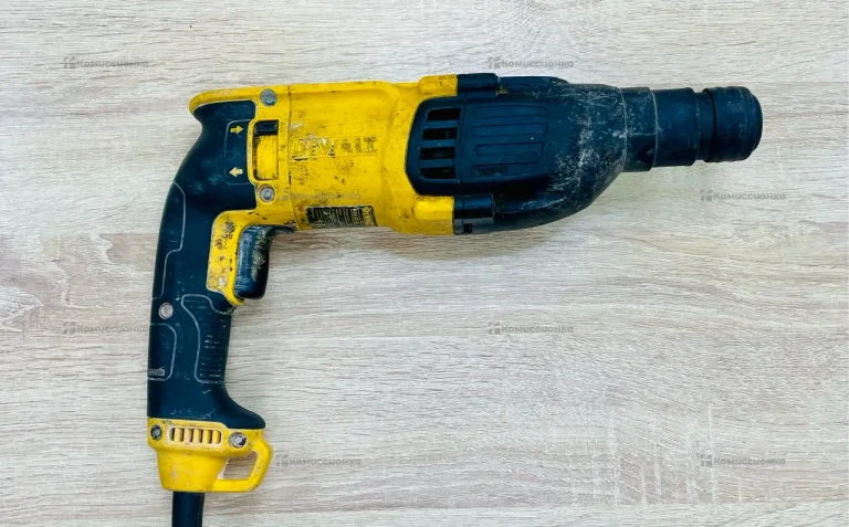 Перфоратор dewalt D25133K