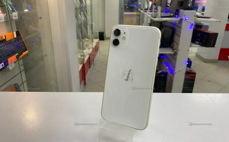 Apple iPhone 11 4/64 ГБ