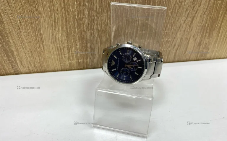 Часы  Emporio Armani