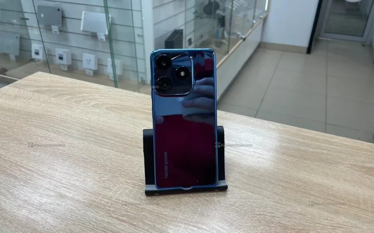 Tecno Spark 10C 4/64 ГБ