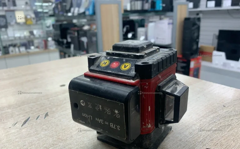 лазерный уровень elitech пл 12л-зел