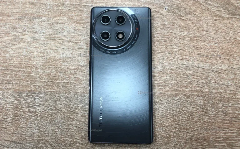 Tecno Camon 30S Pro 8/256 ГБ