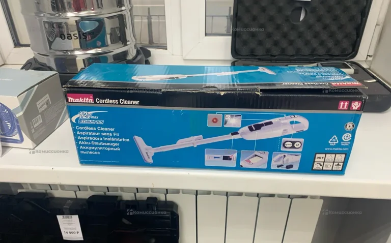 Пылесос  Makita 12V Max