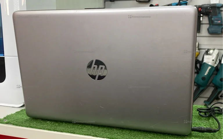 Ноутбук  HP 250 G7
