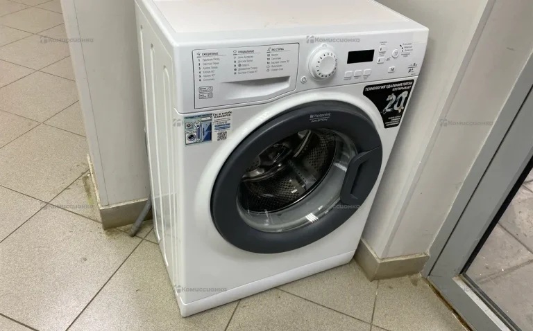 Стиральная машина HotPoint Ariston 6013 6kg/1200ob