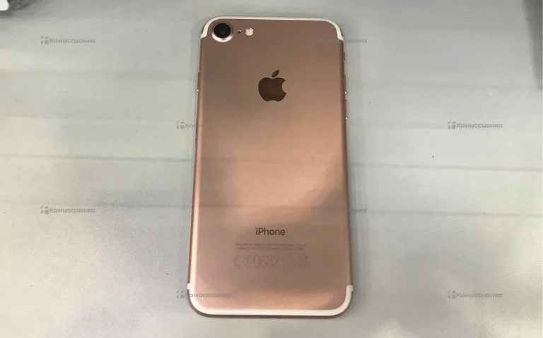 Apple iPhone 7 2/32 ГБ