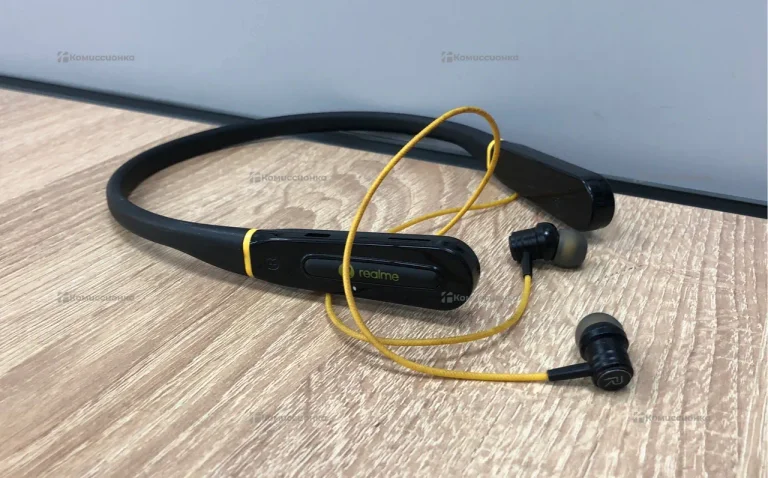 Наушники Realme R-700