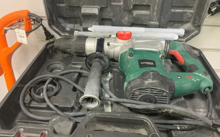 Отбойный молоток FAVOURITE RH 1800M