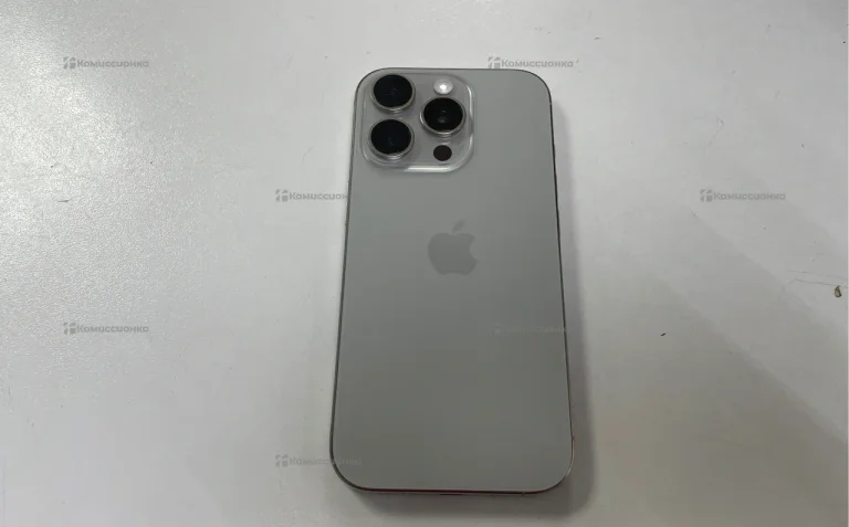 Apple iPhone 16 Pro 8/256 ГБ