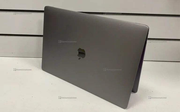 Ноутбук Apple MacBook Pro 15 2016 i7/16/500