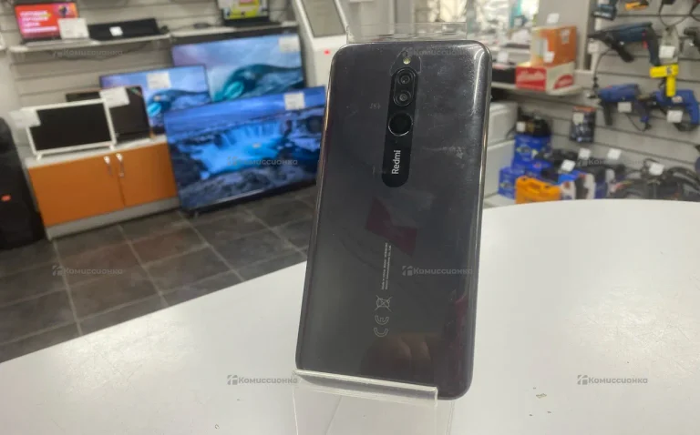 Xiaomi Redmi 8 3/32 ГБ