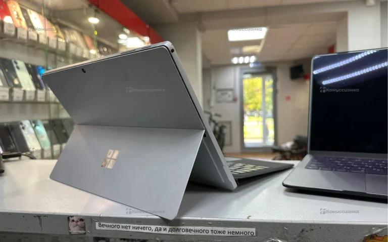 Планшет Microsoft Surface Pro 5 i5 4Gb 128Gb
