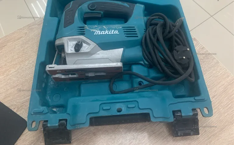 Электролобзик makita JV0600