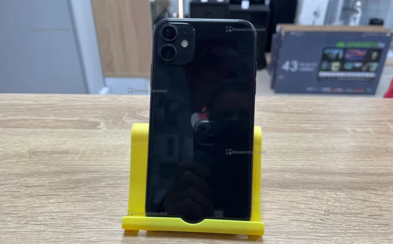 Apple iPhone 11 4/128 ГБ