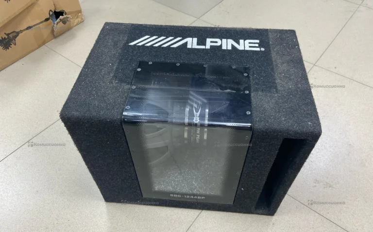 Сабвуфер Alpine SWG-1244
