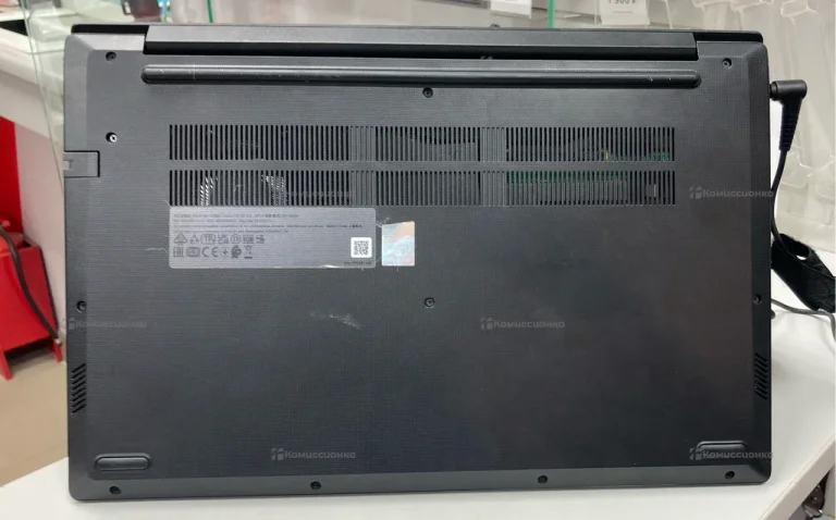 Ноутбук Lenovo V15 G2