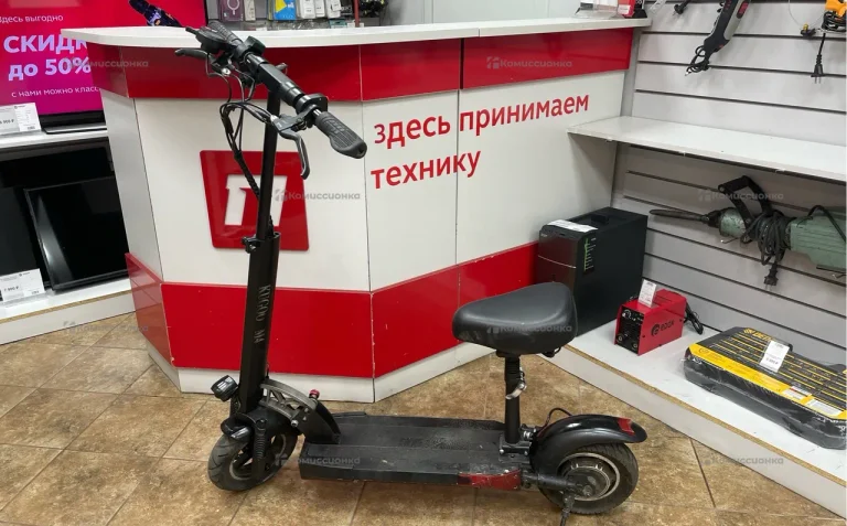 Электросамокат Kugoo M4