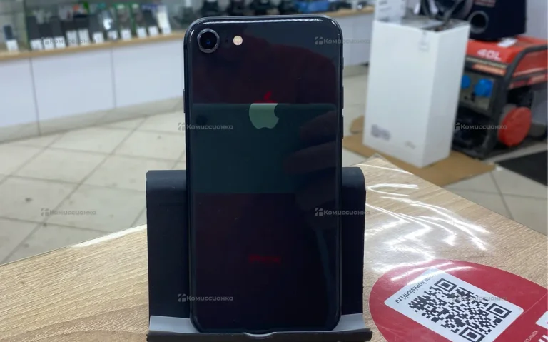 Apple iPhone 8 2/64 ГБ