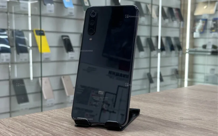 Xiaomi Mi 9 SE 6/64 ГБ
