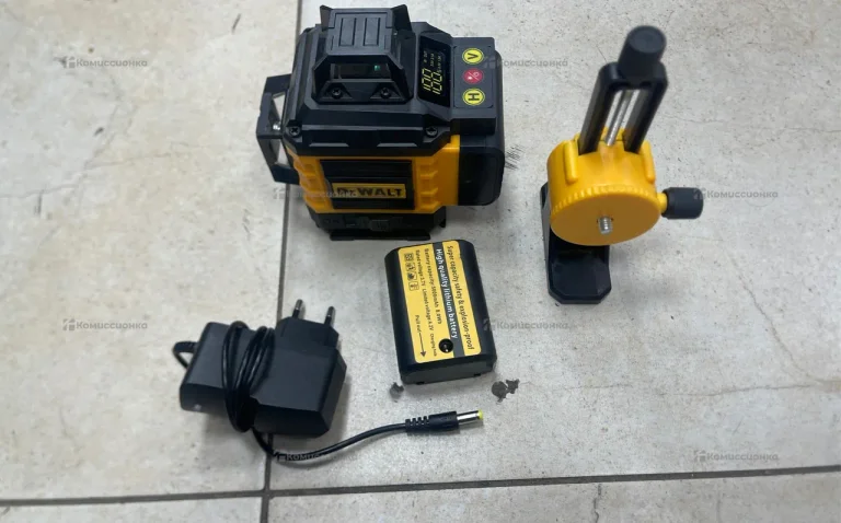 лазерный уровень Dewalt 3d реплика