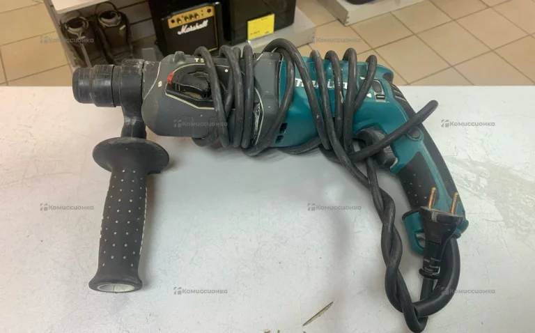 Перфоратор makita HR2470