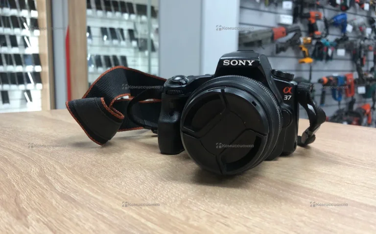 Фотоаппарат  Sony SLT-A37