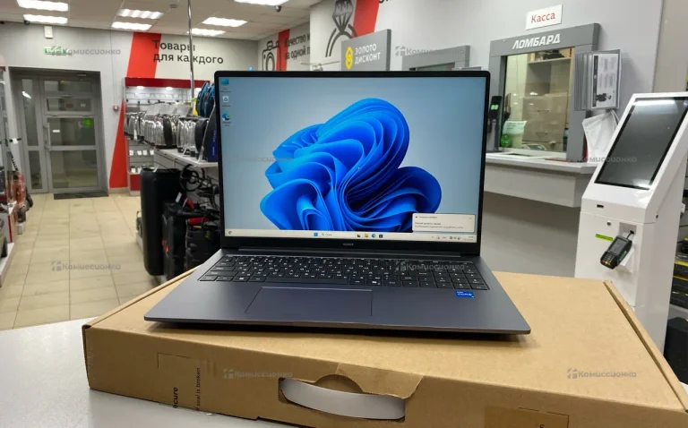 Ноутбук  Honor x16