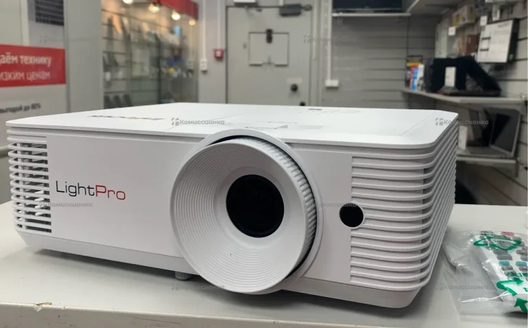 Проектор InFocus P124