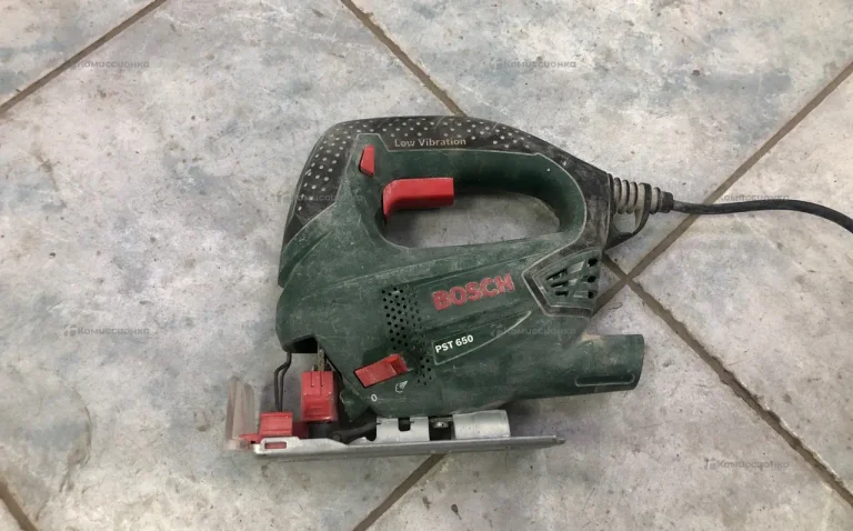 лобзик Bosch PST 650