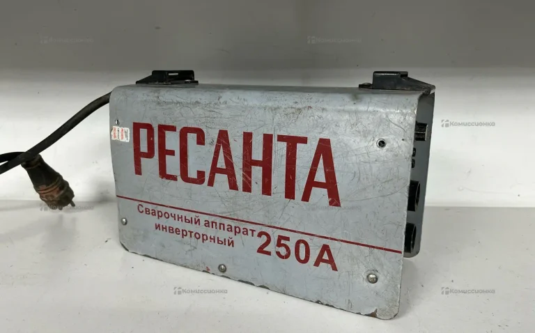 Сварочный аппарат инверторный  Ресанта САИ 250