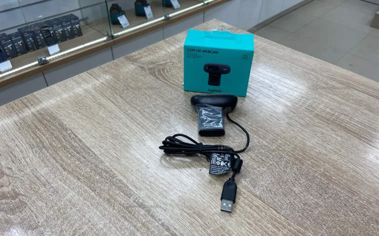 Веб-камера Logitech c270 HD 720p