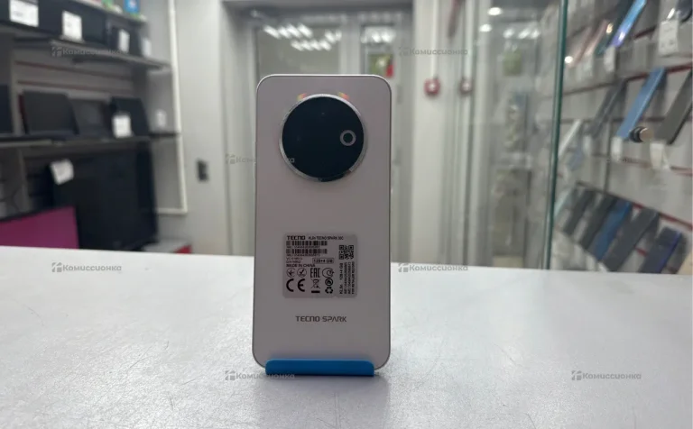 Tecno SPARK 30C 4/128 ГБ
