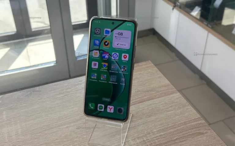 Realme 12 8/512 ГБ