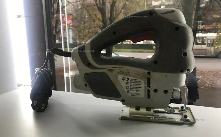 Лобзик 750вт