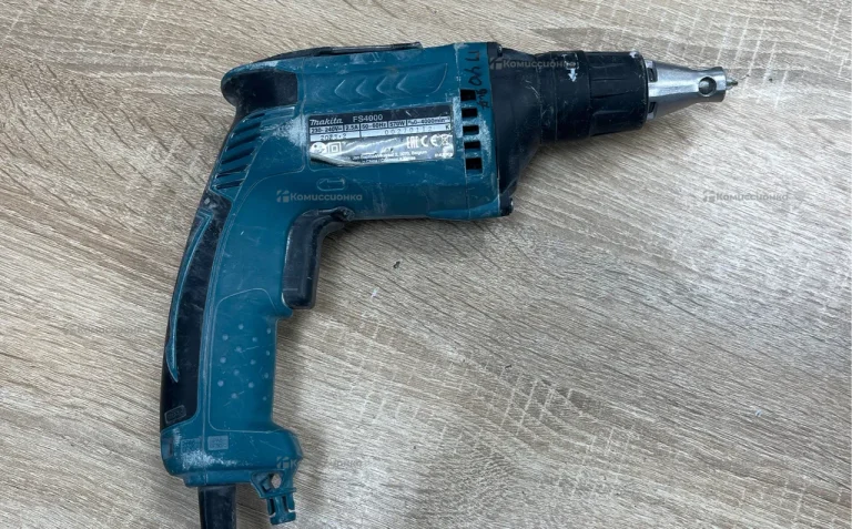 Шуруповерт makita FS4000
