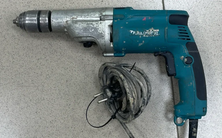 Дрель makita hp2051