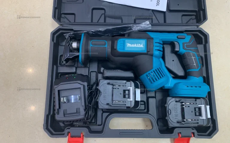 Сабельная пила (большая) Makita акб черный кейс