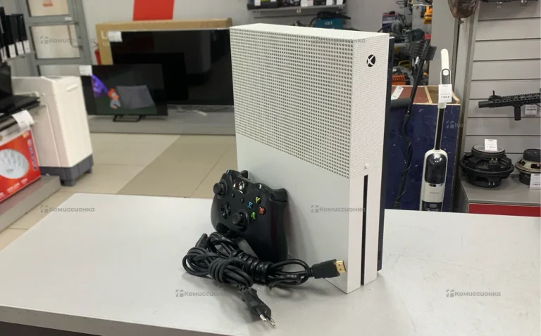 Приставка Xbox One S 500 ГБ